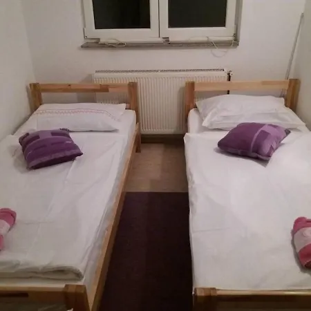 Abby Apartman